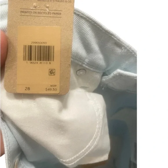 Levi’s Mid Length Pastel Blue Shorts Size 28 - Picture 4 of 5